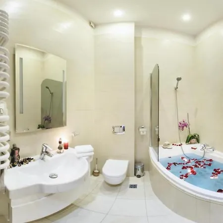 Apartamenty Chleb I Wino Торунь Екстер'єр фото